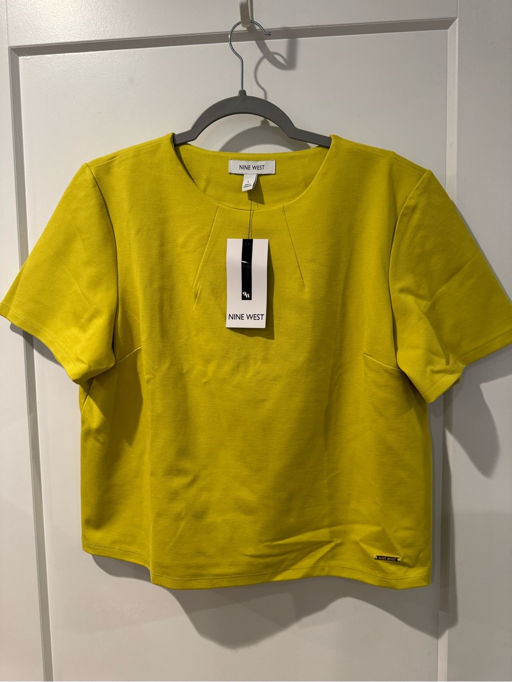 Nine West Lime Green Short Sleeve Boxy Top